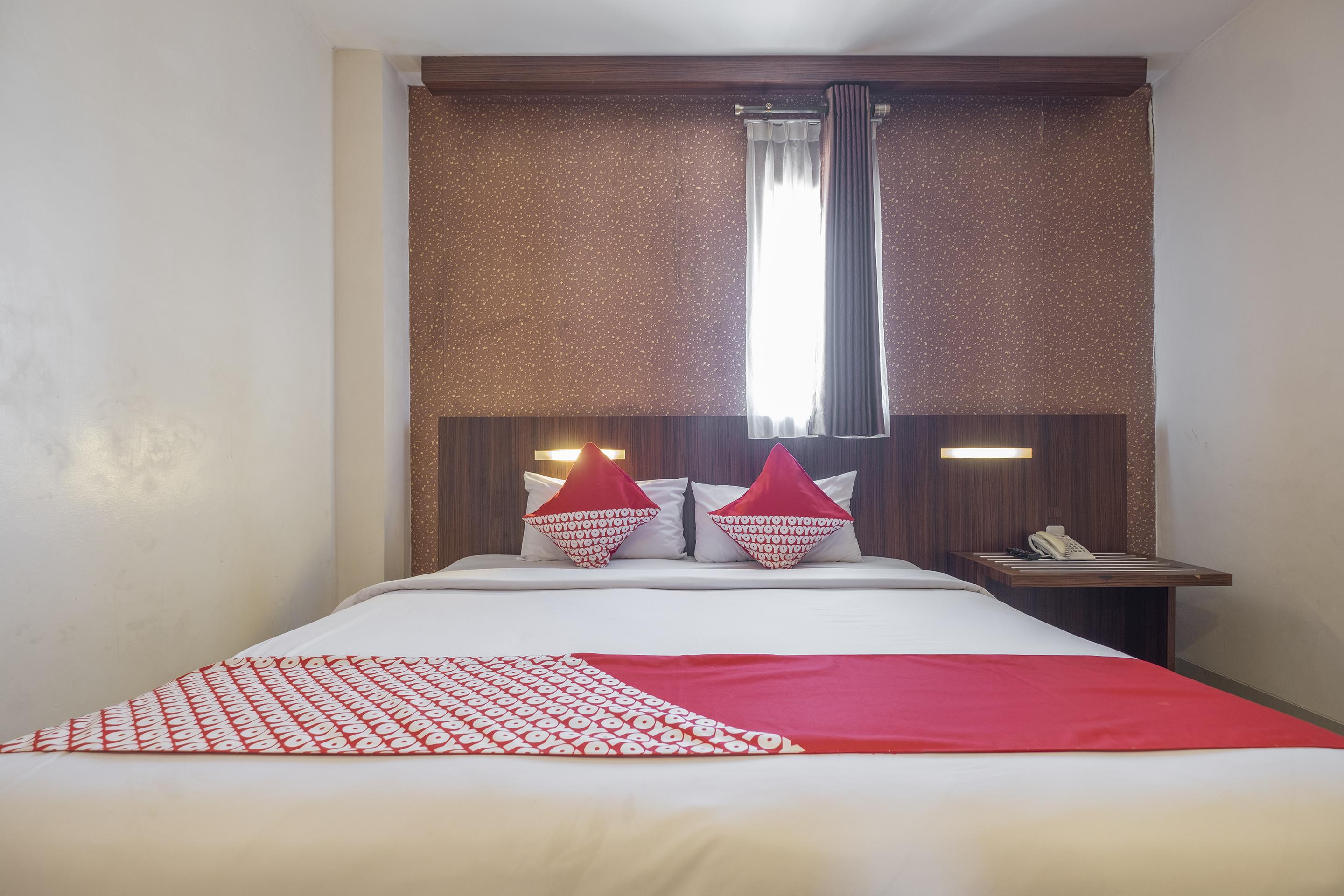 Collection O 1279 Hotel Grand Celino Makassar Exterior foto
