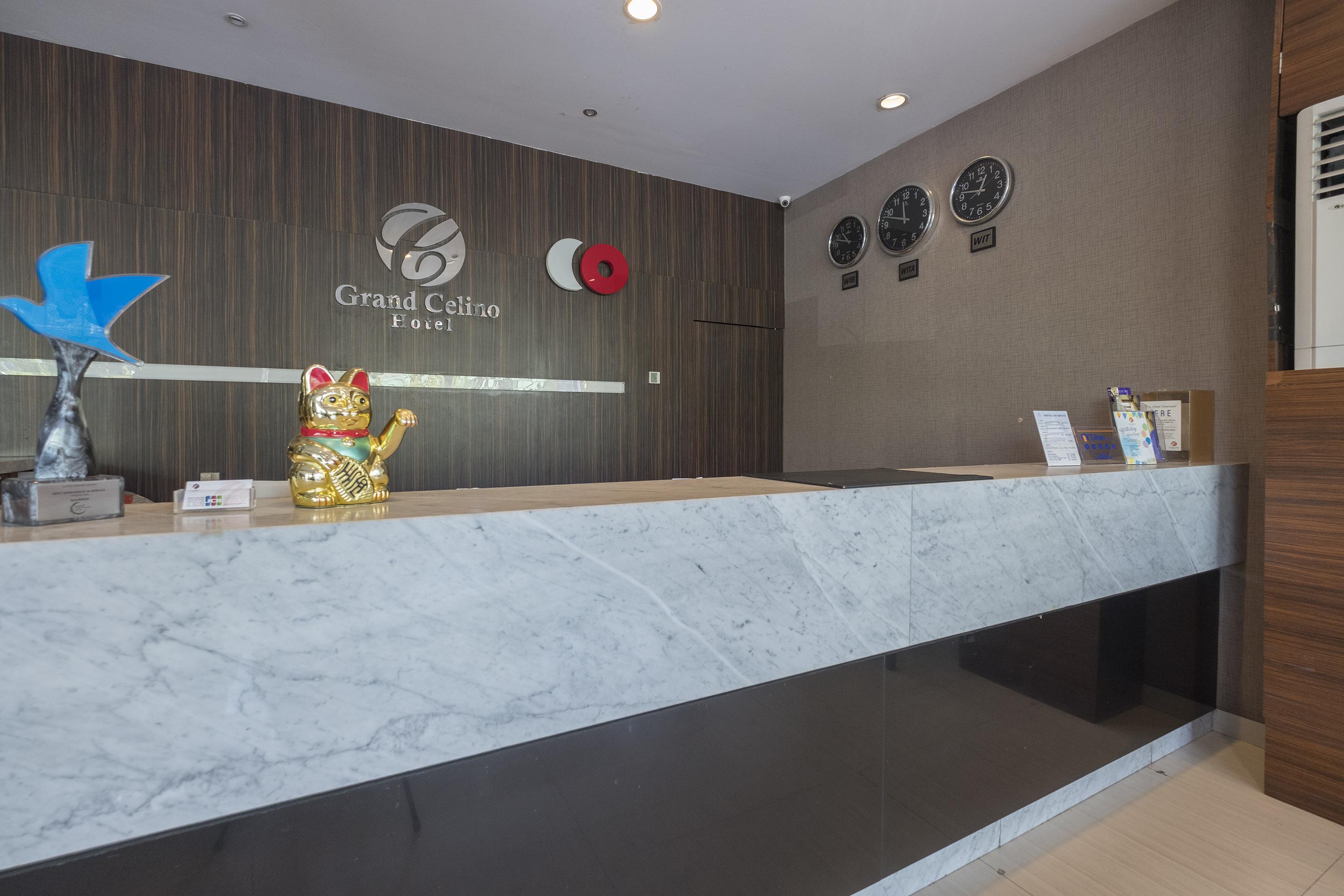 Collection O 1279 Hotel Grand Celino Makassar Exterior foto