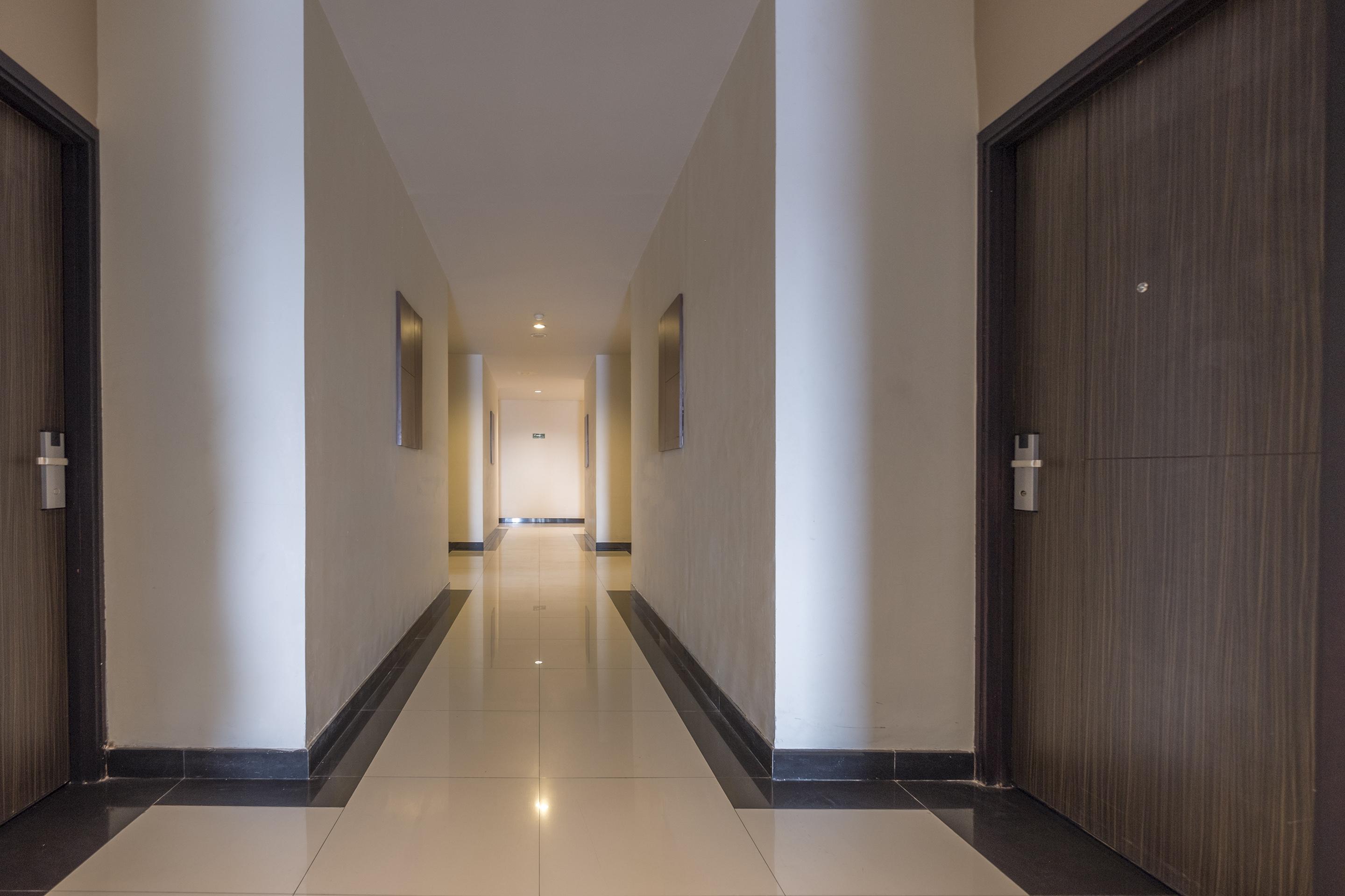 Collection O 1279 Hotel Grand Celino Makassar Exterior foto