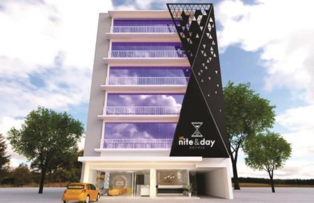 Collection O 1279 Hotel Grand Celino Makassar Exterior foto